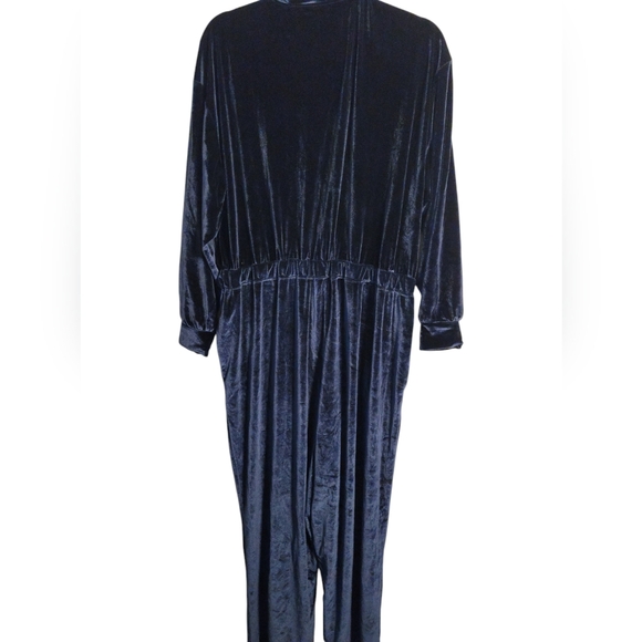 Velour Jumpsuit B4 - Picture 5 of 6